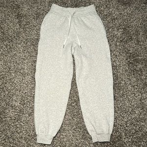 LuluLemon Scuba High-Rise Jogger